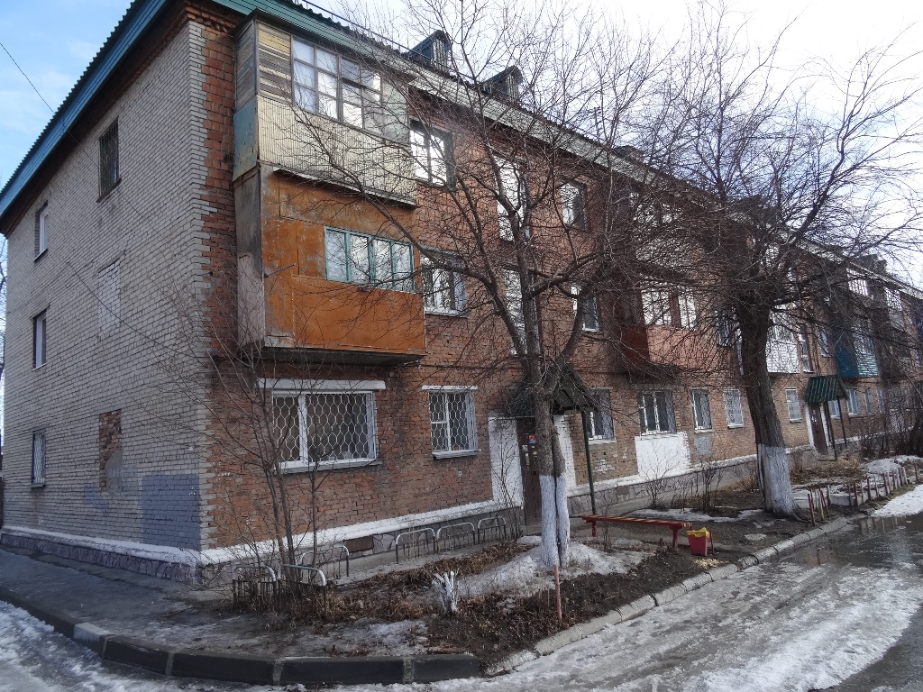 край. Алтайский, г. Бийск, ул. Матросова, д. 29-фасад здания