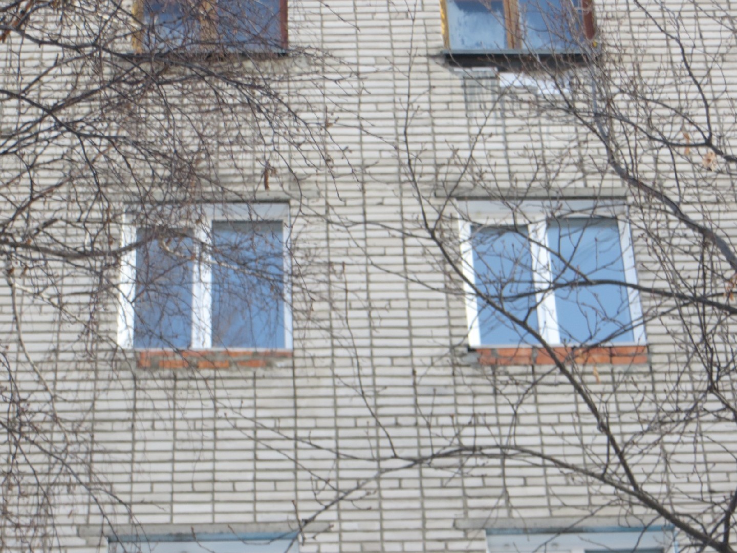 край. Алтайский, г. Бийск, ул. Матросова, д. 45-фасад здания