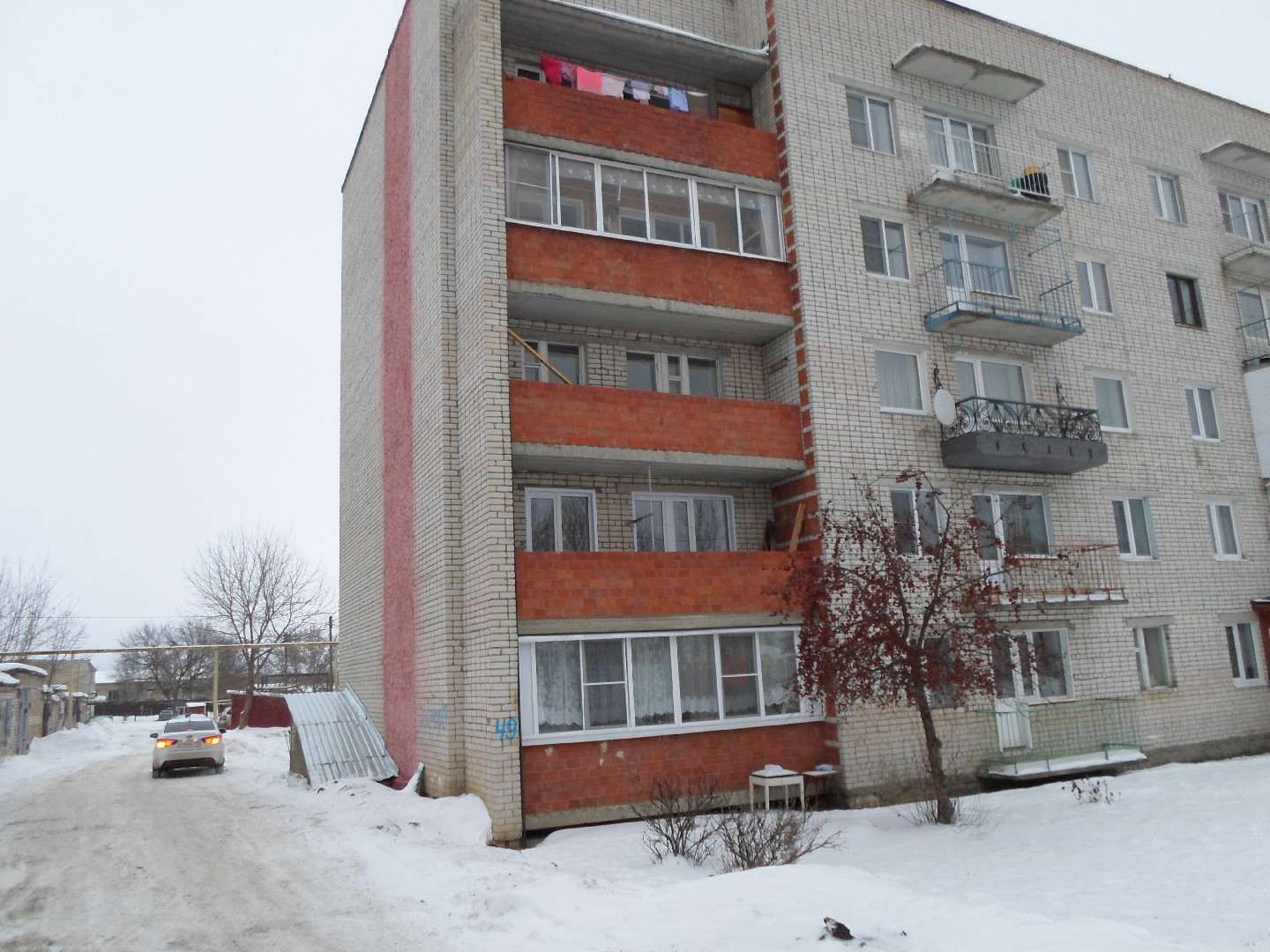 обл. Нижегородская, р-н. Павловский, г. Павлово, ул. 1-я Северная, д. 49-фасад здания