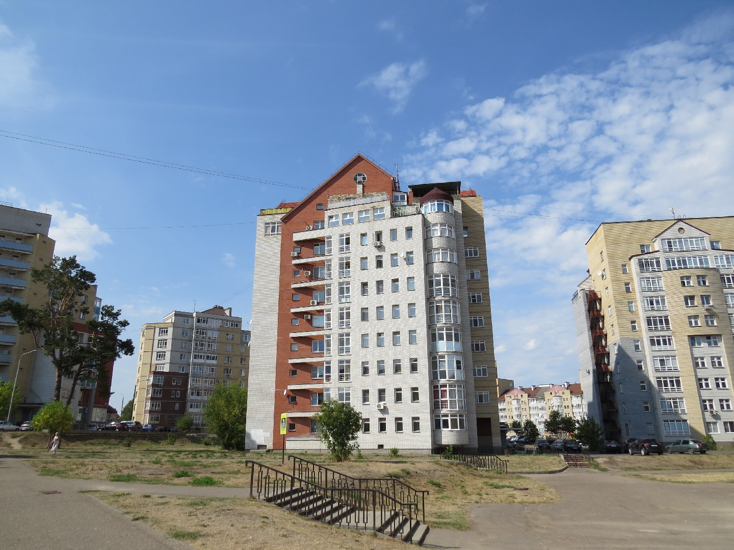 обл. Нижегородская, г. Саров, ул. Гоголя, д. 16-фасад здания