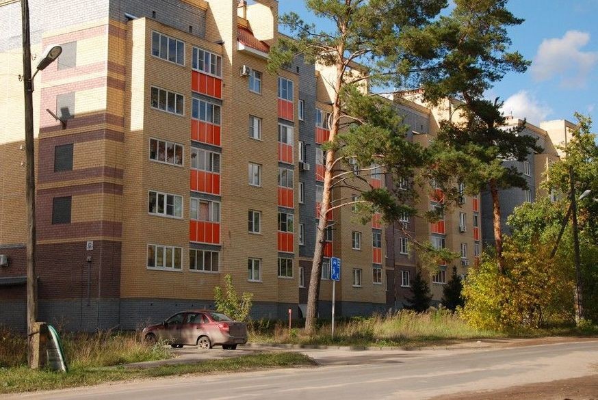 обл. Нижегородская, г. Саров, ул. Зернова, д. 23-фасад здания