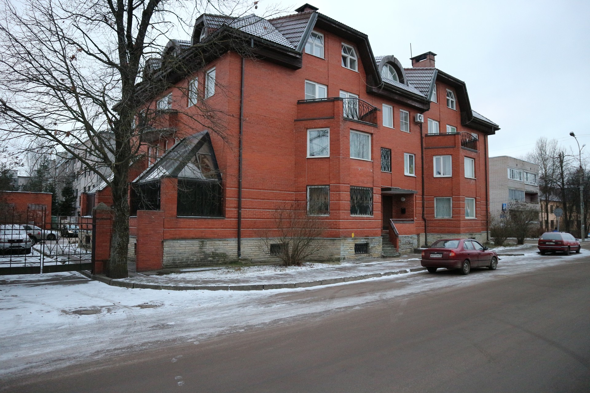 обл. Новгородская, г. Великий Новгород, ул. Андреевская, д. 12-фасад здания