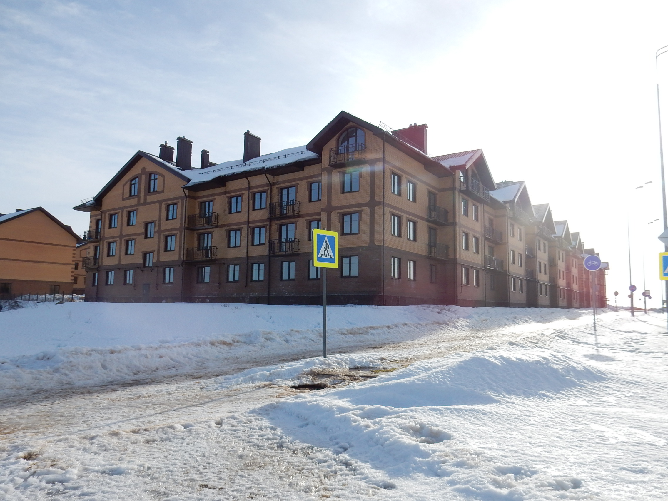 обл. Новгородская, г. Великий Новгород, ул. Аркажская, д. 14, к. 1-фасад здания