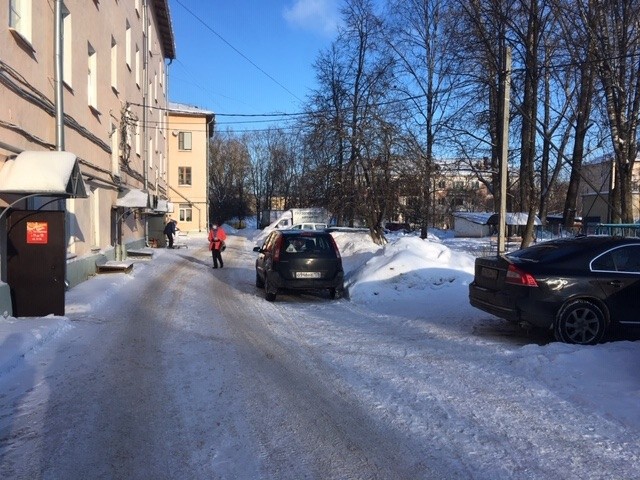 обл. Новгородская, г. Великий Новгород, ул. Большая Московская, д. 66-придомовая территория