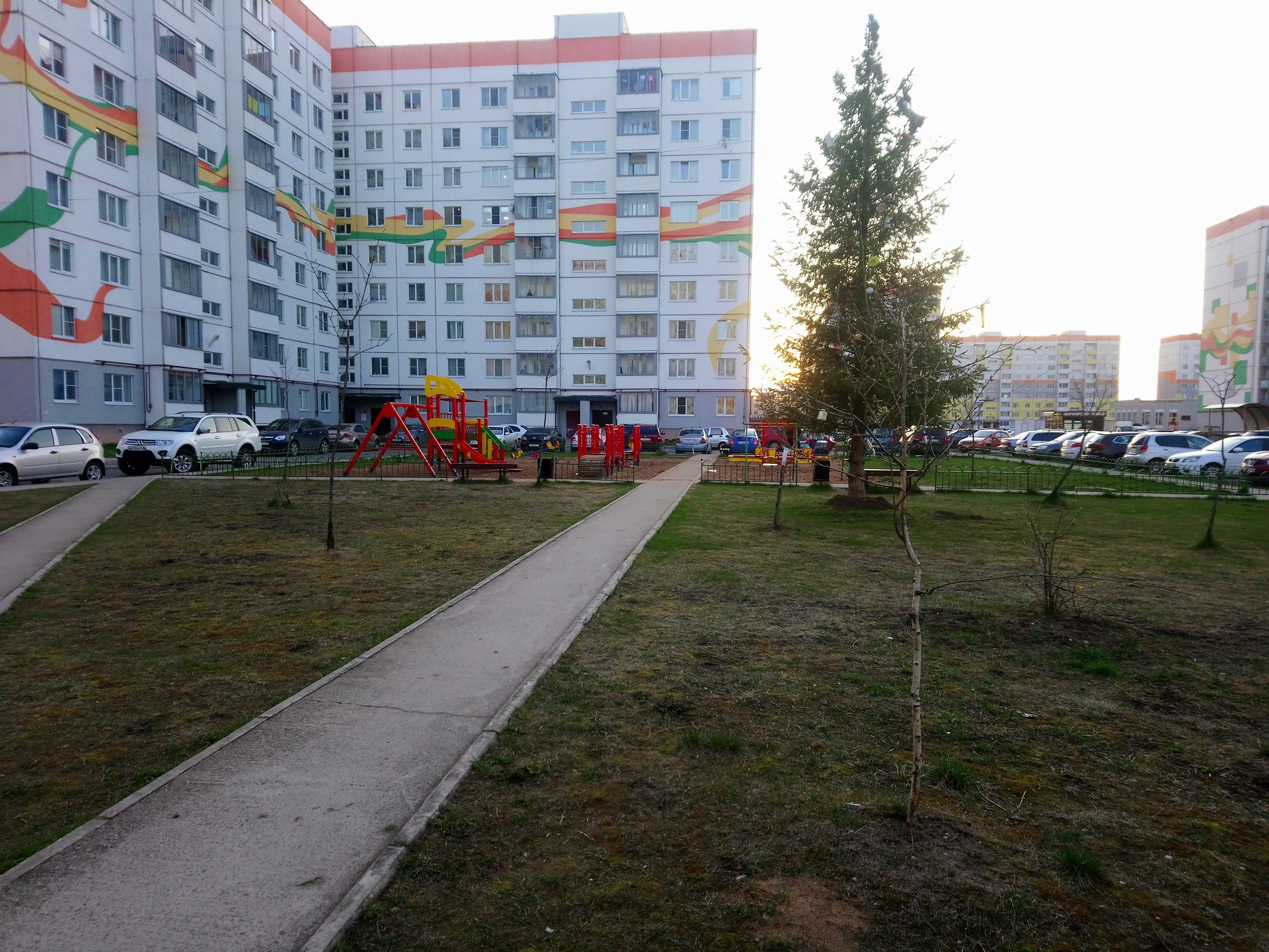 обл. Новгородская, г. Великий Новгород, ул. Большая Московская, д. 120, к. 2-придомовая территория