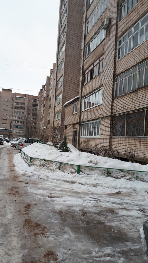 обл. Новгородская, г. Великий Новгород, ул. Большая Санкт-Петербургская, д. 110-фасад здания