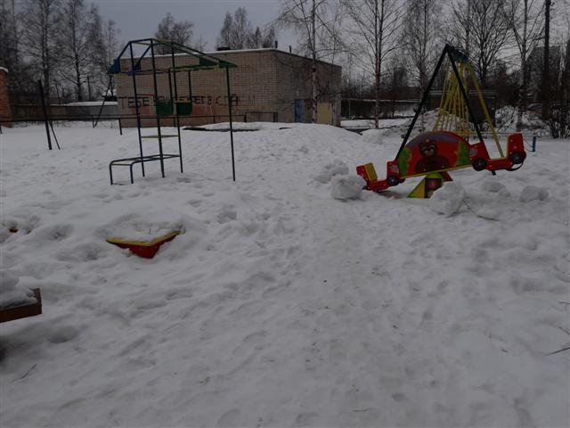 обл. Новгородская, г. Великий Новгород, ул. Большая Санкт-Петербургская, д. 111-придомовая территория