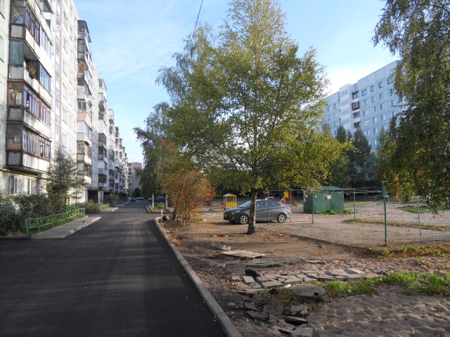 обл. Новгородская, г. Великий Новгород, ул. Большая Санкт-Петербургская, д. 120-придомовая территория