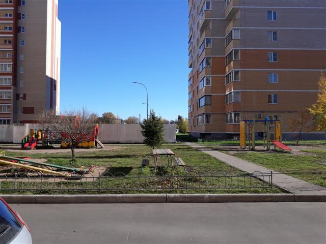 обл. Новгородская, г. Великий Новгород, ул. Завокзальная, д. 8-придомовая территория