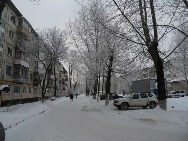 обл. Новгородская, г. Великий Новгород, ул. Космонавтов, д. 20, к. 2-придомовая территория