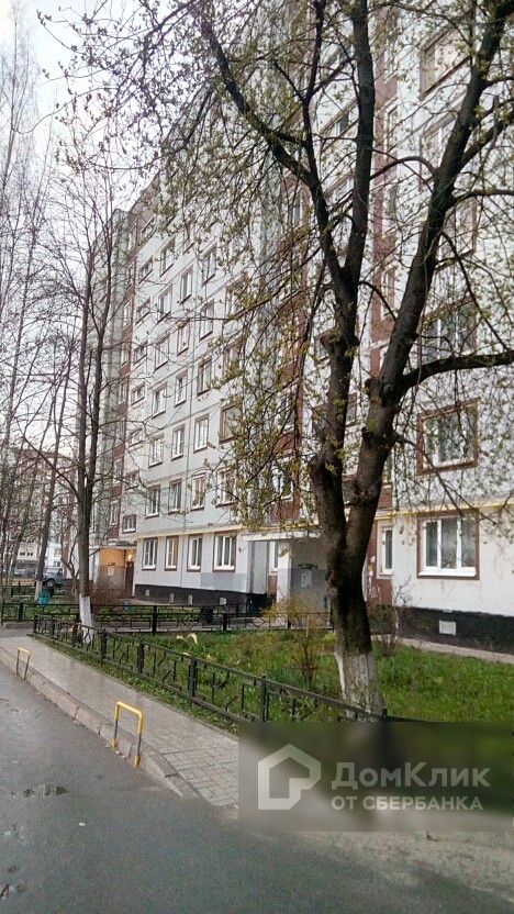 обл. Новгородская, г. Великий Новгород, ул. Кочетова, д. 9-фасад здания