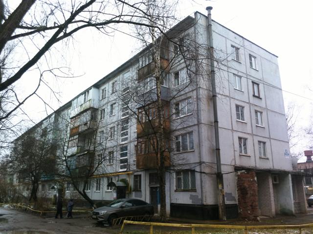 обл. Новгородская, г. Великий Новгород, ул. Кочетова, д. 35, к. 3-фасад здания