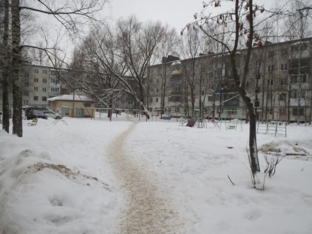 обл. Новгородская, г. Великий Новгород, ул. Ломоносова, д. 26-придомовая территория