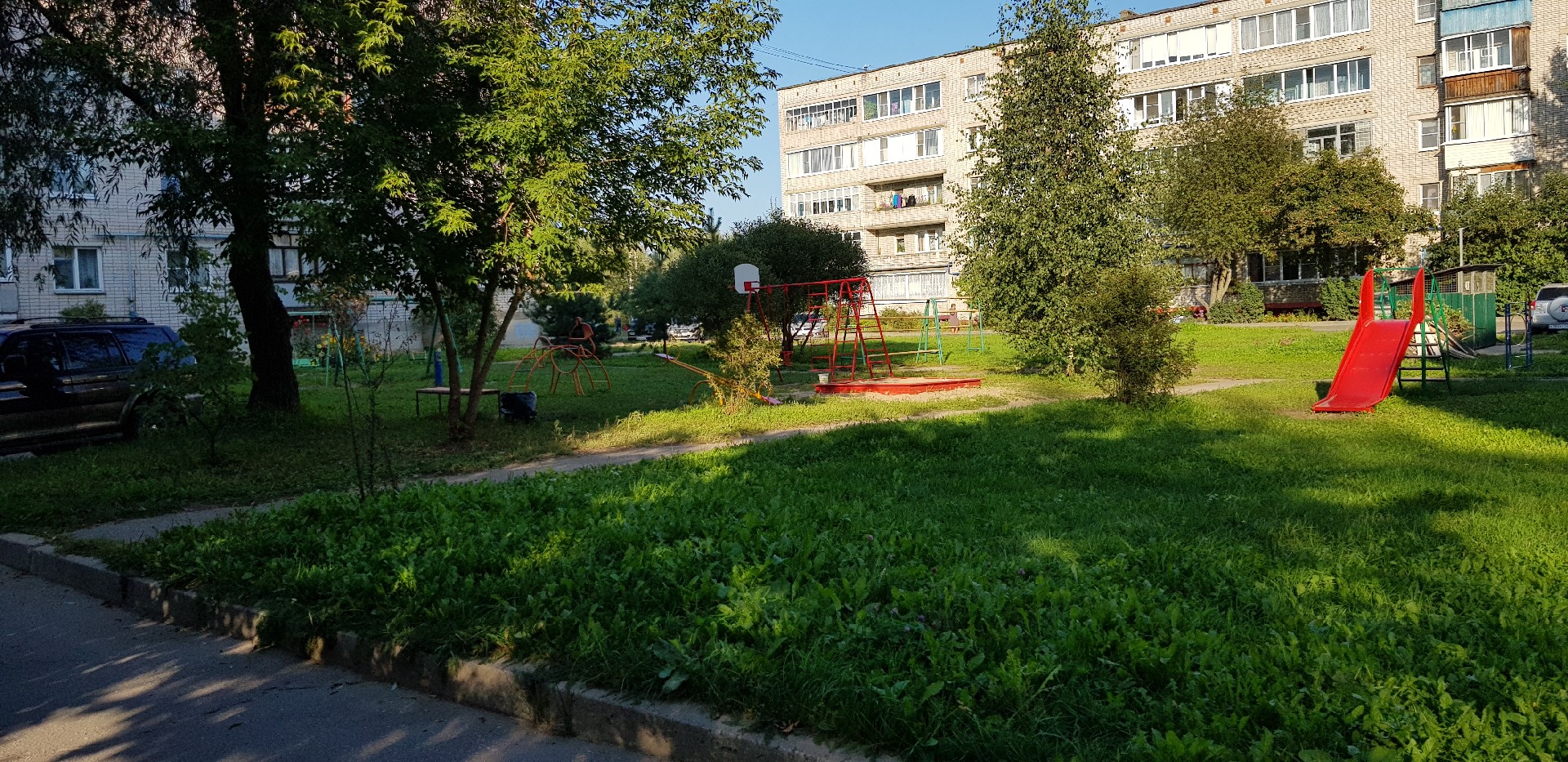 обл. Новгородская, г. Великий Новгород, ул. Московская, д. 20/1-придомовая территория