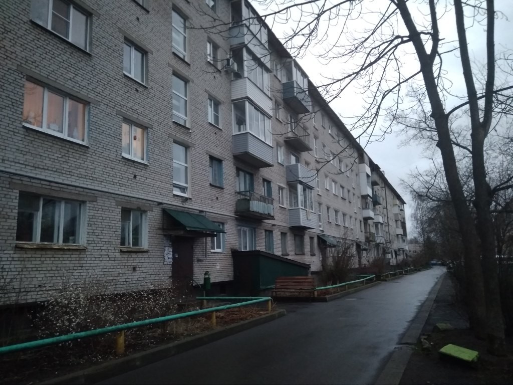 обл. Новгородская, г. Великий Новгород, ул. Панкратова, д. 30-фасад здания