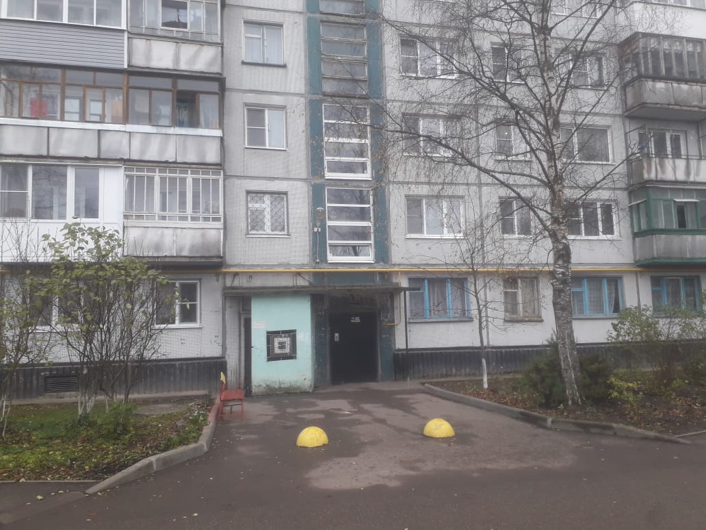 обл. Новгородская, г. Великий Новгород, ул. Попова, д. 14/32-фасад здания