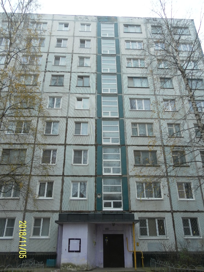 обл. Новгородская, г. Великий Новгород, ул. Попова, д. 20-вход снаружи