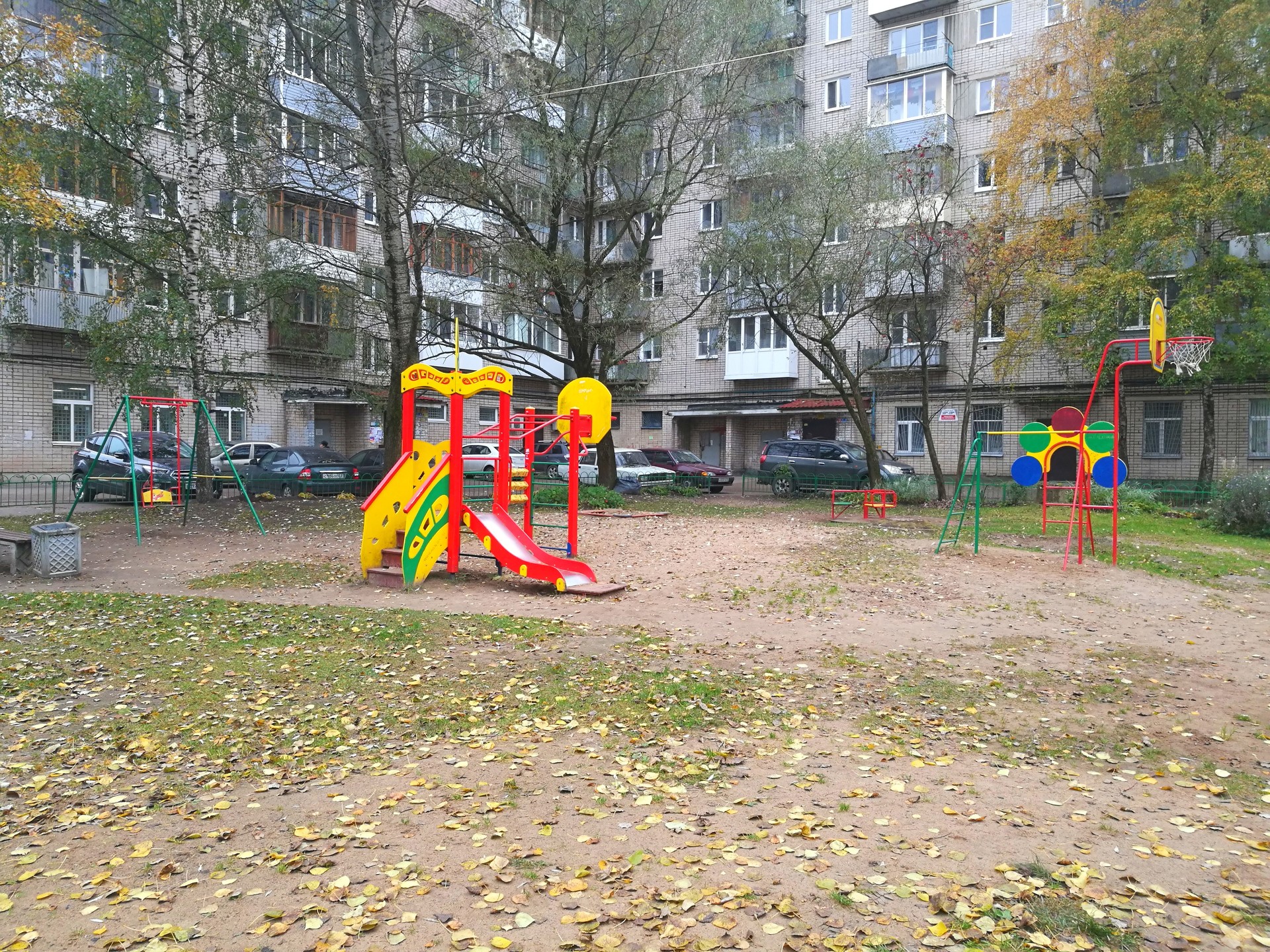 обл. Новгородская, г. Великий Новгород, ул. Псковская, д. 38-придомовая территория