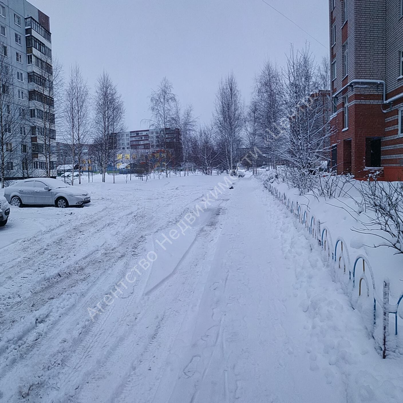 обл. Новгородская, г. Великий Новгород, ул. Псковская, д. 48, к. 1-придомовая территория