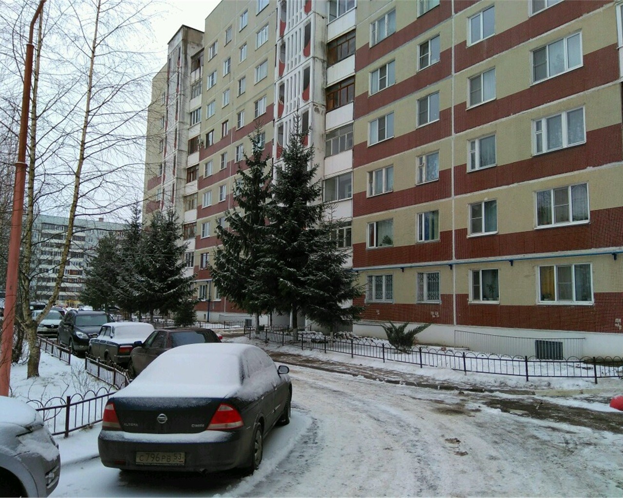 обл. Новгородская, г. Великий Новгород, ул. Рахманинова, д. 6, к. 2-придомовая территория