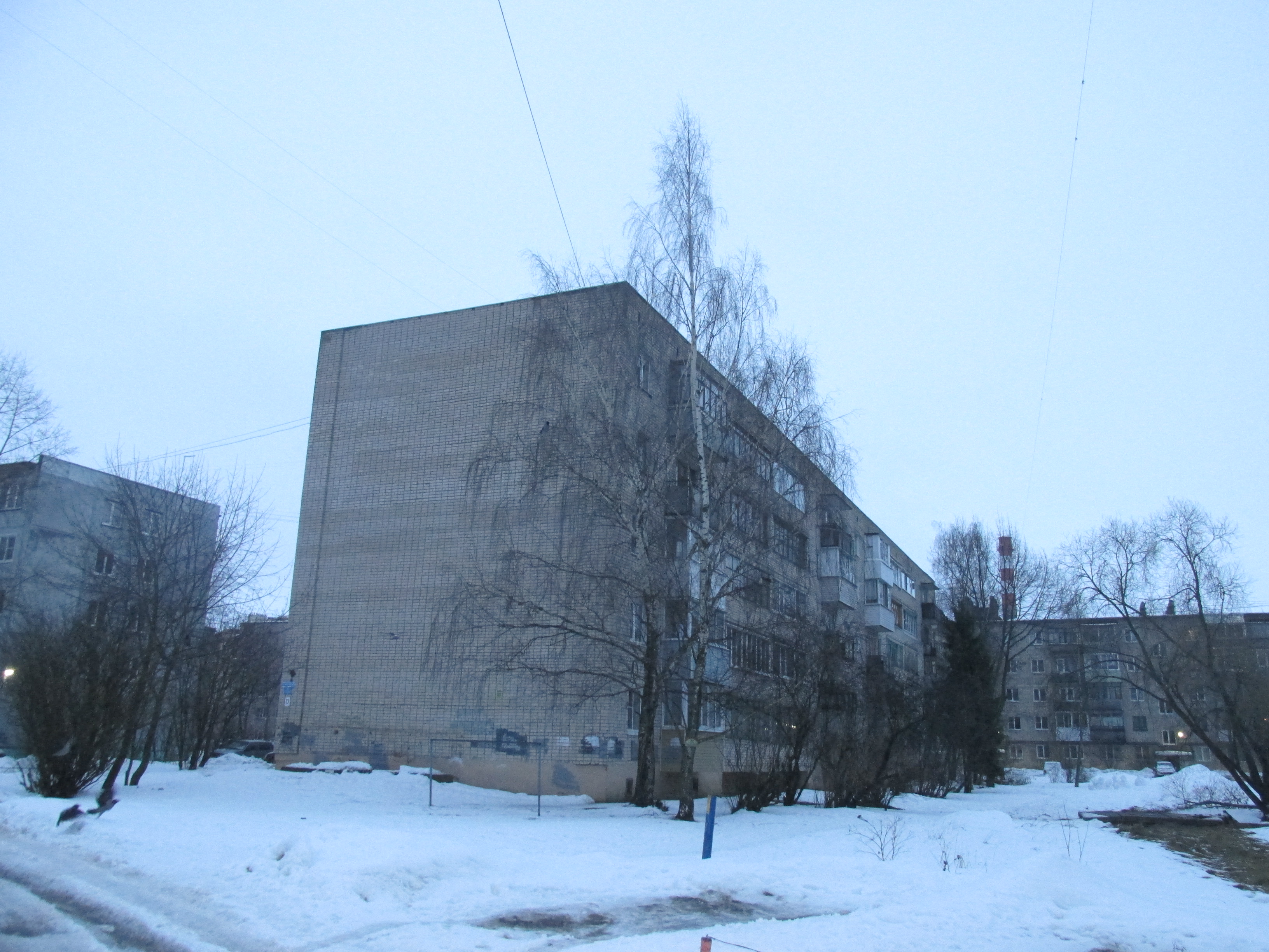 обл. Новгородская, г. Великий Новгород, ул. Хутынская, д. 23, к. 3-фасад здания