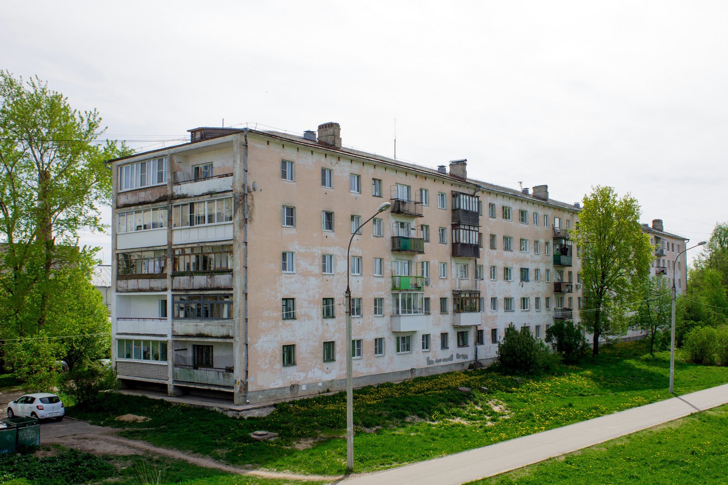 обл. Новгородская, г. Великий Новгород, ул. Черняховского, д. 38-фасад здания