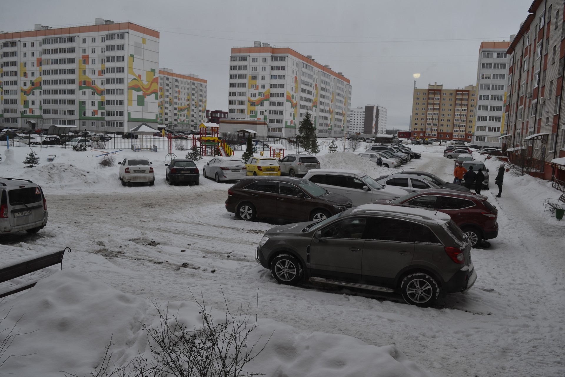 обл. Новгородская, г. Великий Новгород, ул. Я.Павлова, д. 3-придомовая территория