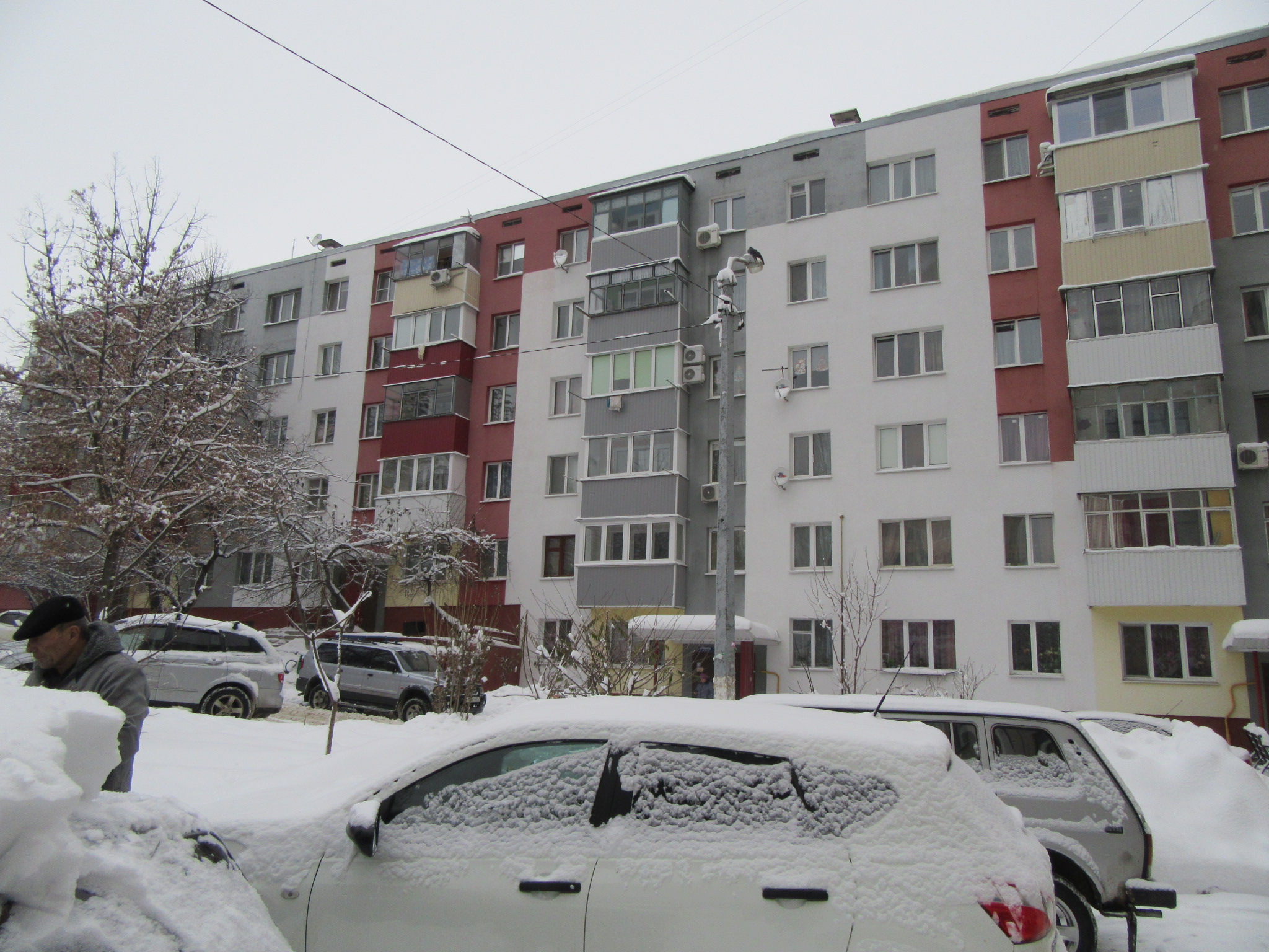 обл. Белгородская, г. Белгород, ул. Губкина, д. 4-фасад здания