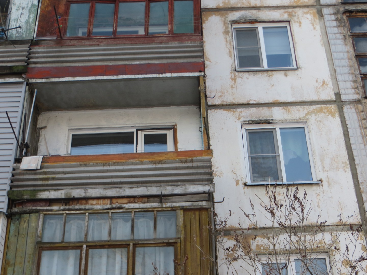 край. Алтайский, г. Бийск, ул. Мухачева, д. 123-фасад здания