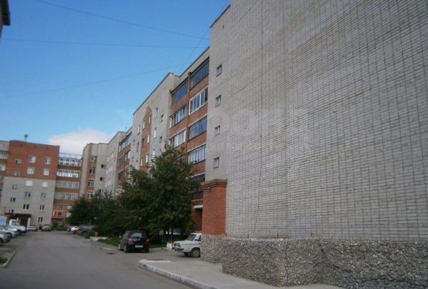 обл. Новосибирская, г. Бердск, ул. Павлова, д. 4-фасад здания