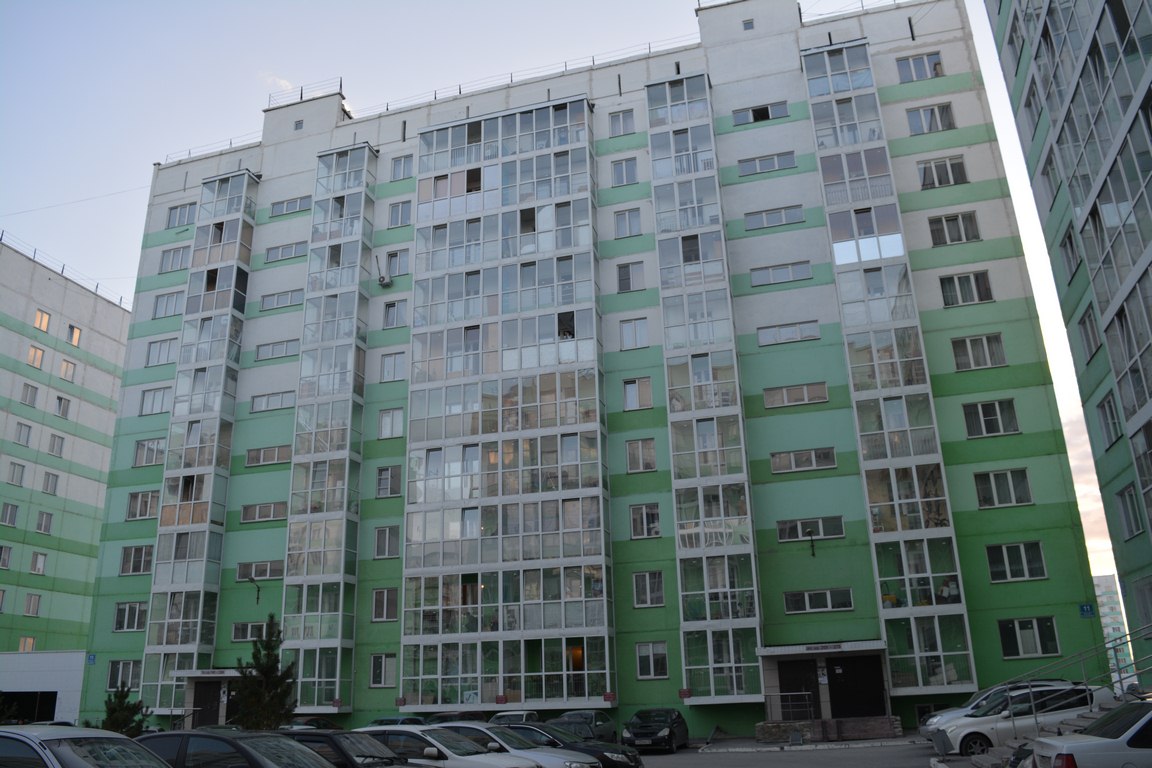 обл. Новосибирская, г. Новосибирск, ул. Виталия Потылицына, д. 11-фасад здания