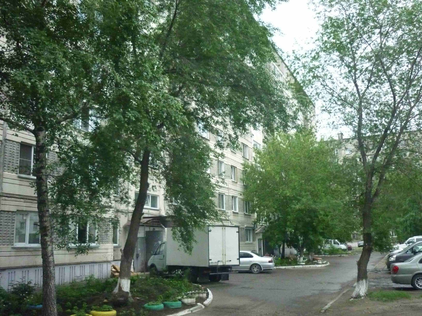 край. Алтайский, г. Бийск, ул. Мухачева, д. 258-фасад здания