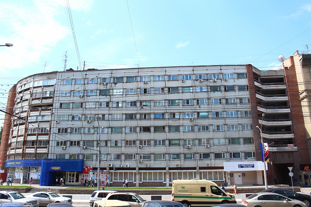 обл. Новосибирская, г. Новосибирск, пр-кт. Красный, д. 155-фасад здания