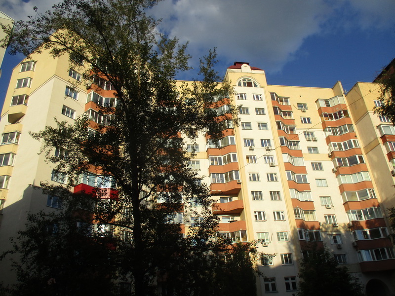 обл. Новосибирская, г. Новосибирск, ул. Немировича-Данченко, д. 169-фасад здания