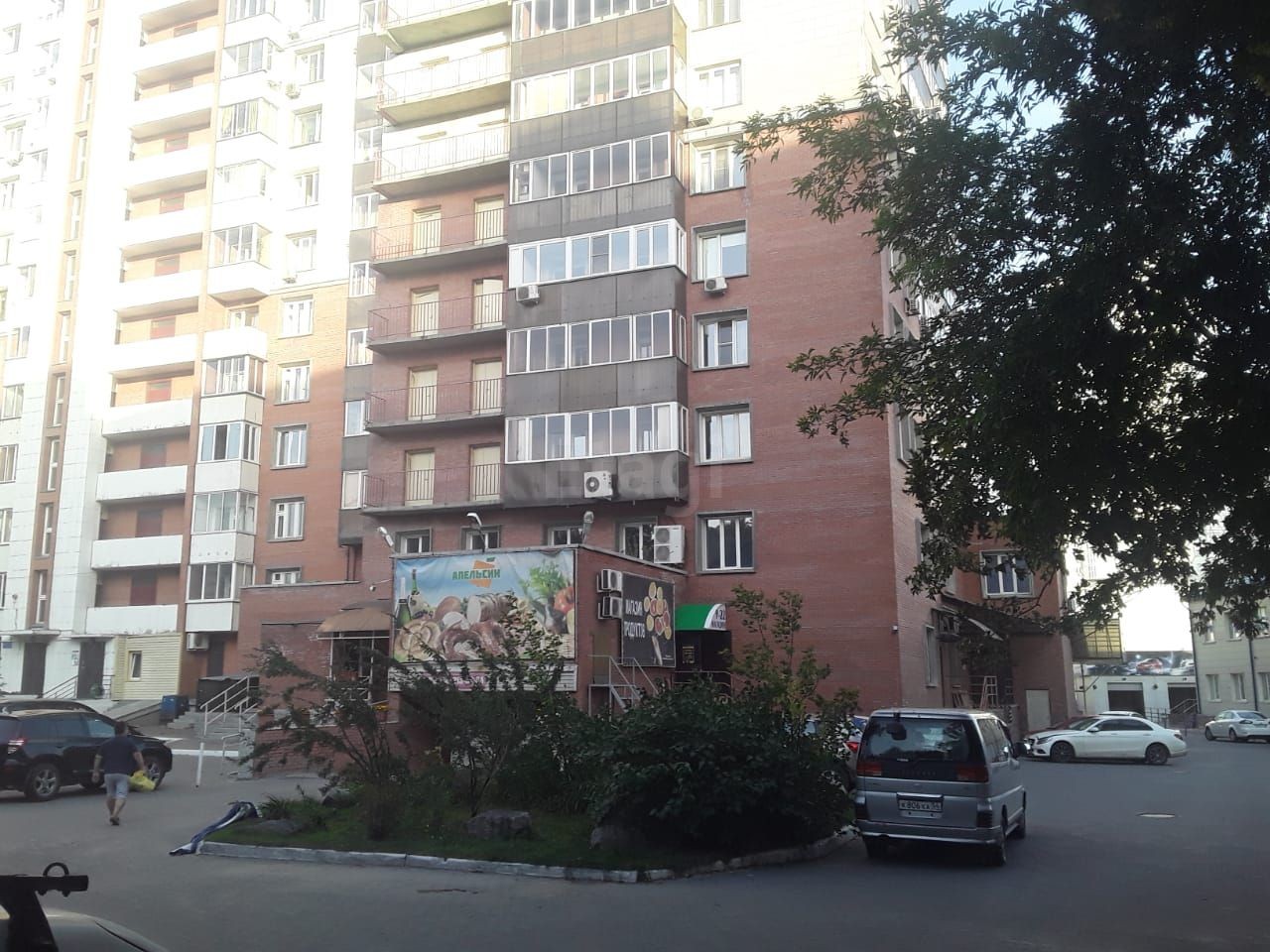 обл. Новосибирская, г. Новосибирск, ул. Серебренниковская, д. 1-фасад здания