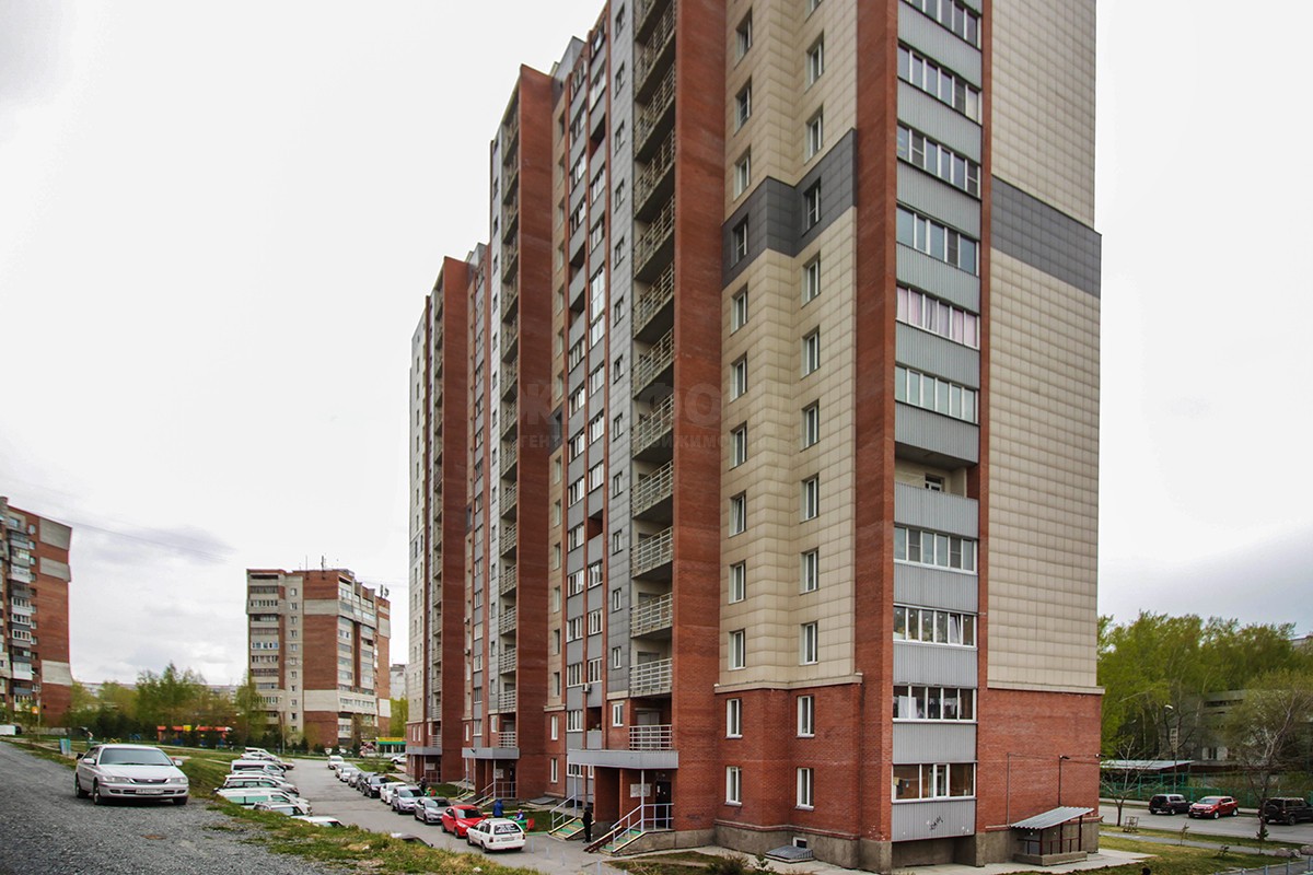 обл. Новосибирская, г. Новосибирск, ул. Толбухина, д. 2-фасад здания