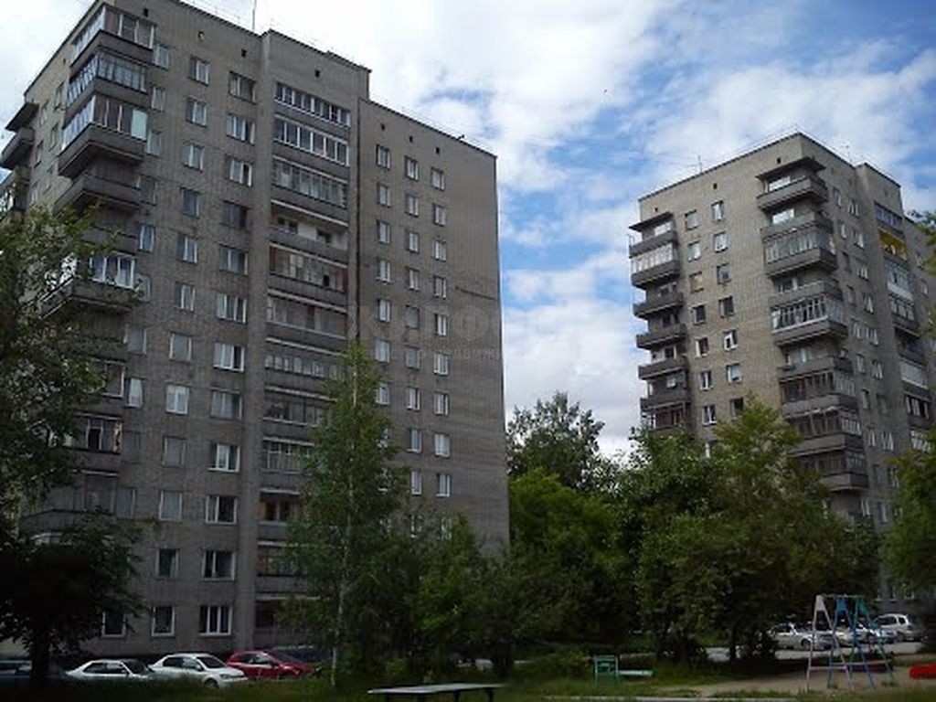 обл. Новосибирская, г. Новосибирск, ул. Учительская, д. 48-фасад здания
