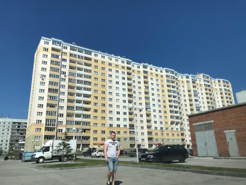 обл. Новосибирская, г. Новосибирск, ул. Фадеева, д. 66-фасад здания