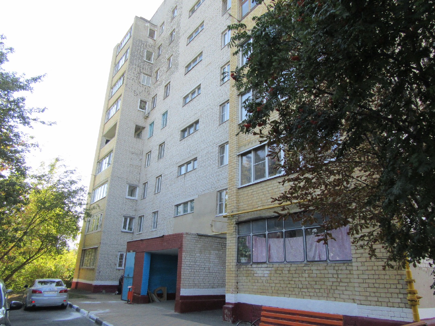 обл. Белгородская, г. Белгород, ул. Советская, д. 1а-фасад здания