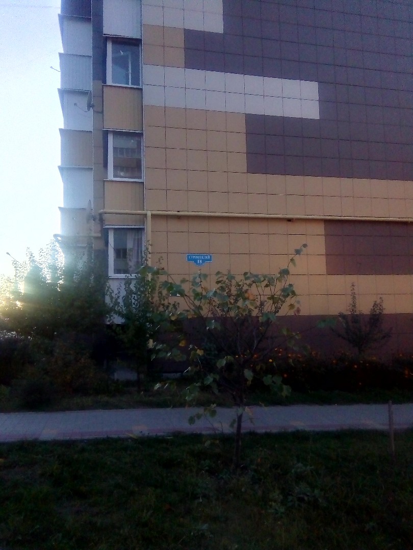 обл. Белгородская, г. Белгород, б-р. Строителей, д. 18-фасад здания
