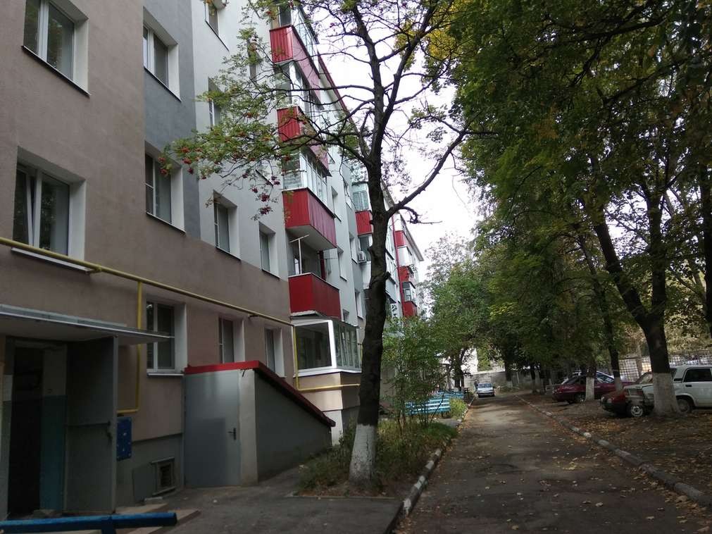 обл. Белгородская, г. Белгород, ул. Чехова, д. 28-фасад здания