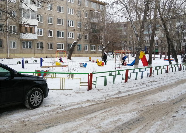 обл. Омская, г. Омск, ул. 50 лет ВЛКСМ, д. 2б-придомовая территория