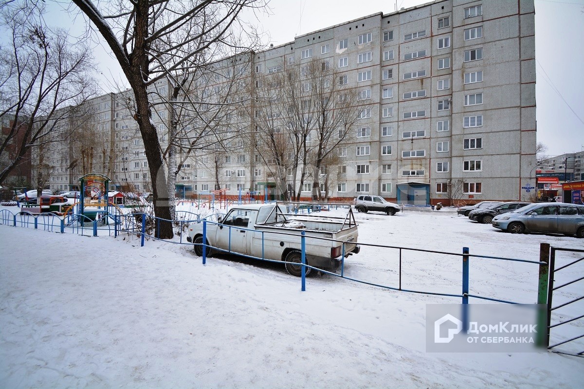 обл. Омская, г. Омск, ул. Гашека, д. 12-придомовая территория