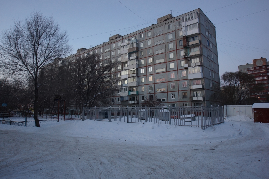 обл. Омская, г. Омск, ул. Демьяна Бедного, д. 73-фасад здания