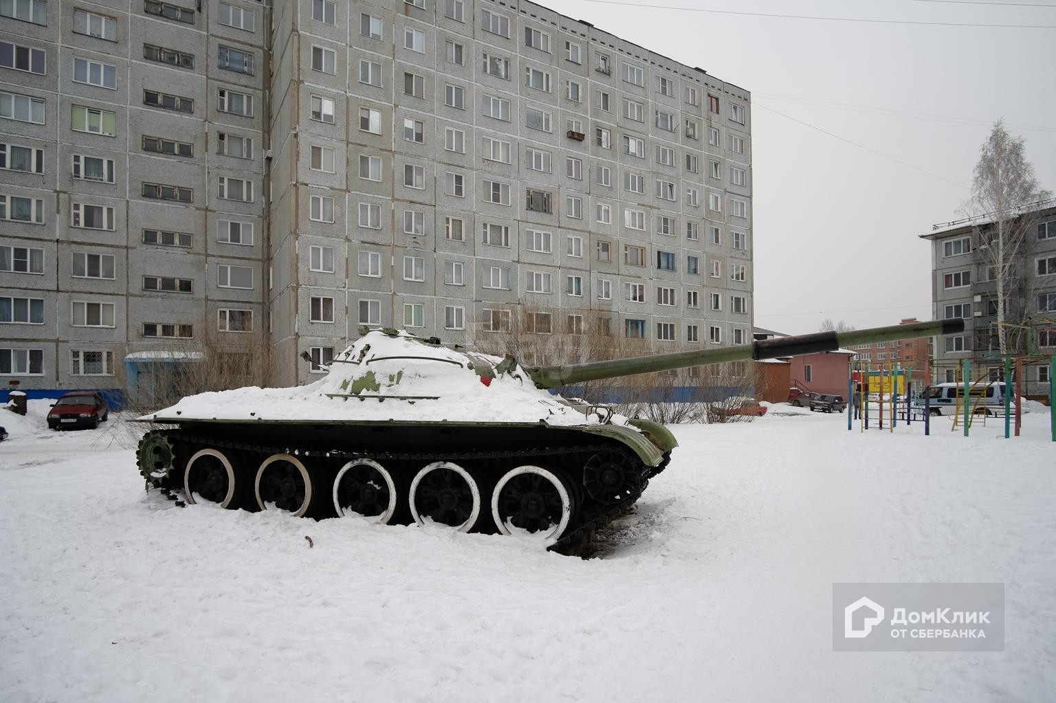 обл. Омская, г. Омск, пр-кт. Королева, д. 10, к. А-придомовая территория