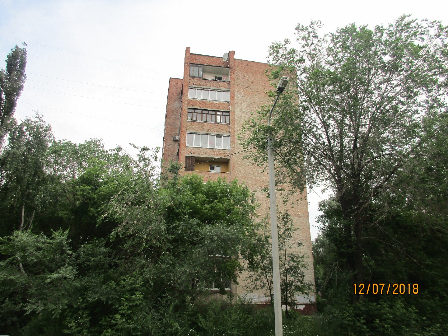 обл. Омская, г. Омск, ул. Кучерявенко, д. 7-фасад здания