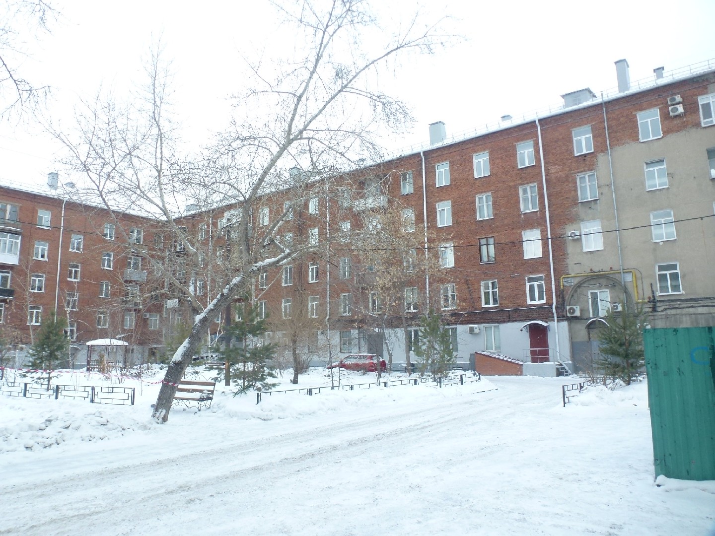 обл. Омская, г. Омск, ул. Лермонтова, д. 20-фасад здания