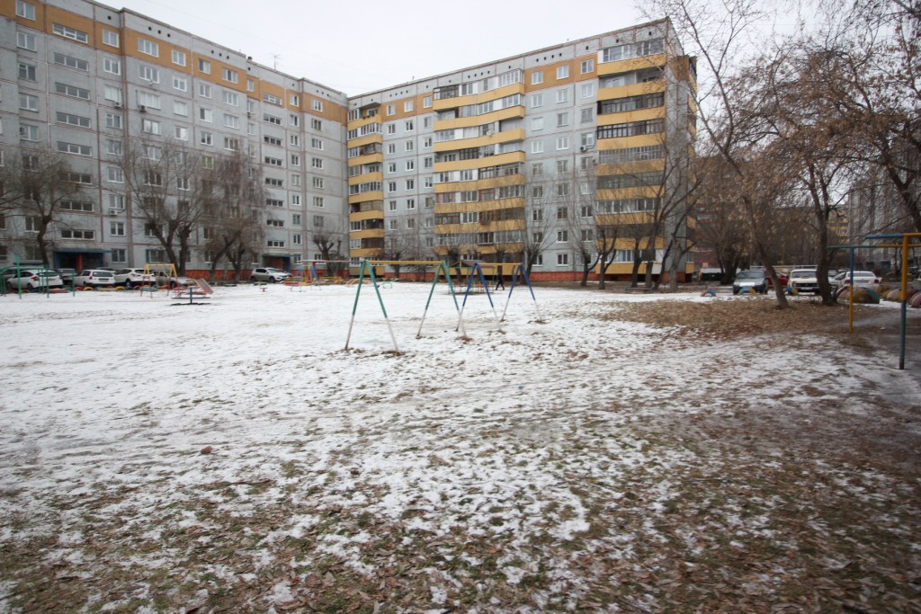 обл. Омская, г. Омск, ул. Лукашевича, д. 23, к. А-придомовая территория