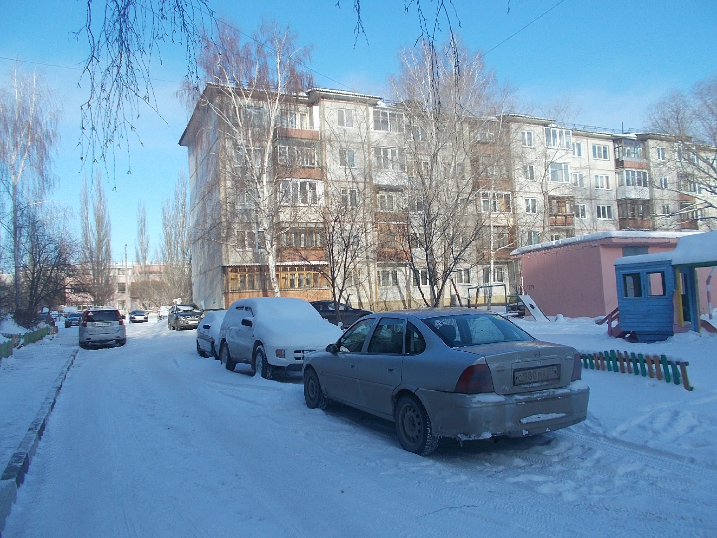 обл. Омская, г. Омск, пр-кт. Менделеева, д. 19, к. 3-придомовая территория