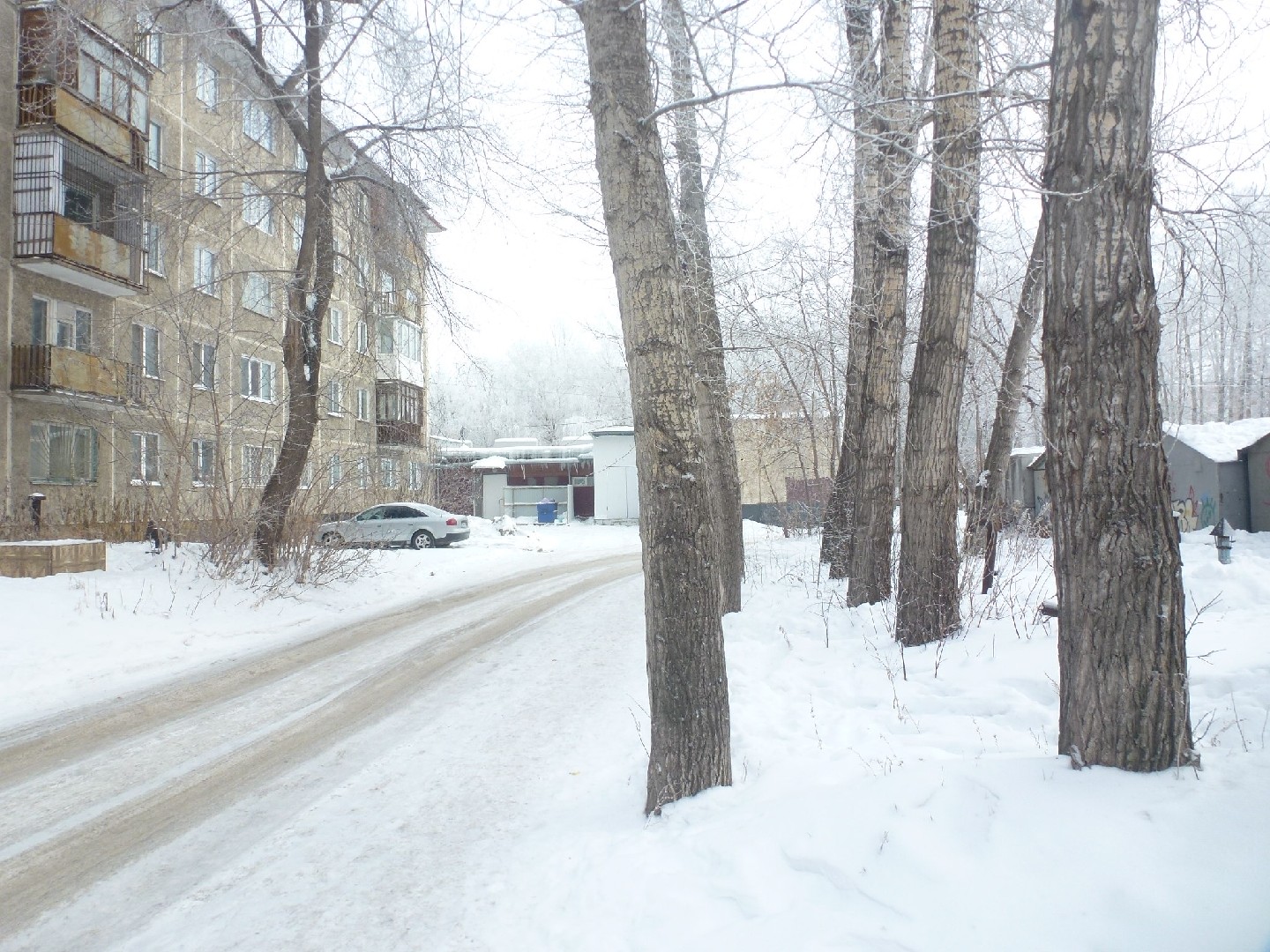 обл. Омская, г. Омск, пр-кт. Менделеева, д. 26, к. 1-придомовая территория